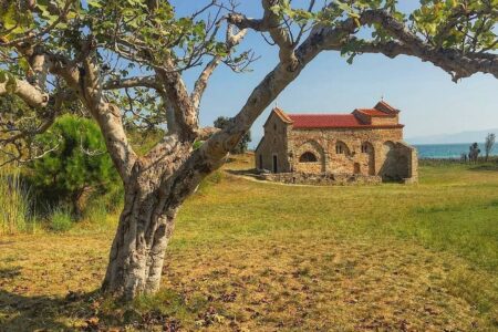 Rodoni Castle Ruins: A Fascinating Glimpse into Albania’s Rich Medieval History