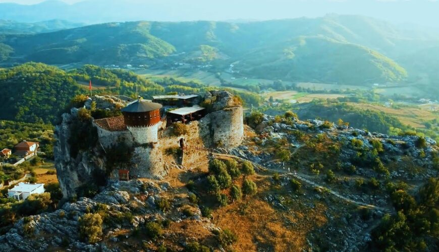 Petrela castle