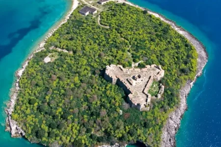 Porto Palermo castle
