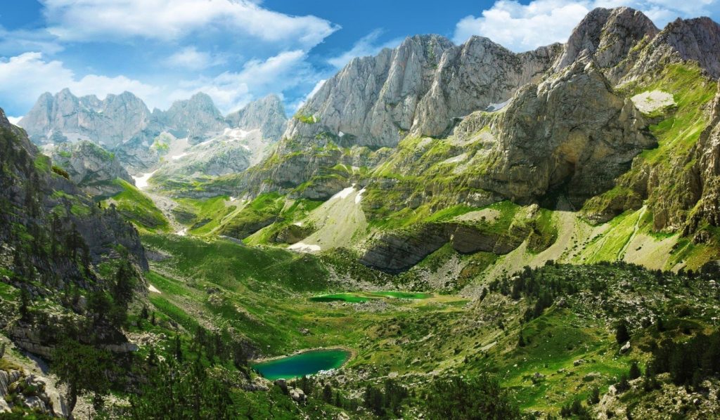 Mountains in Albania: A Comprehensive Guide to the Most Stunning Peaks