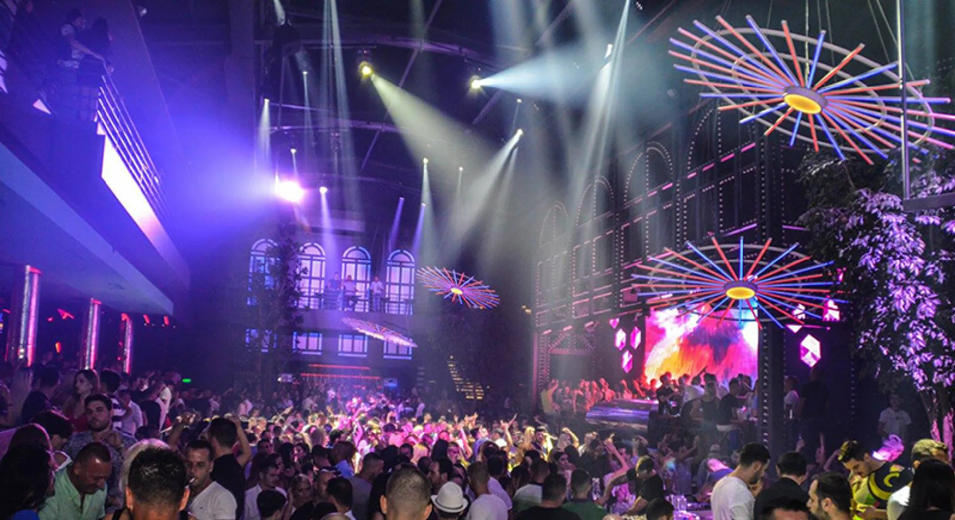 Tirana Nightclubs